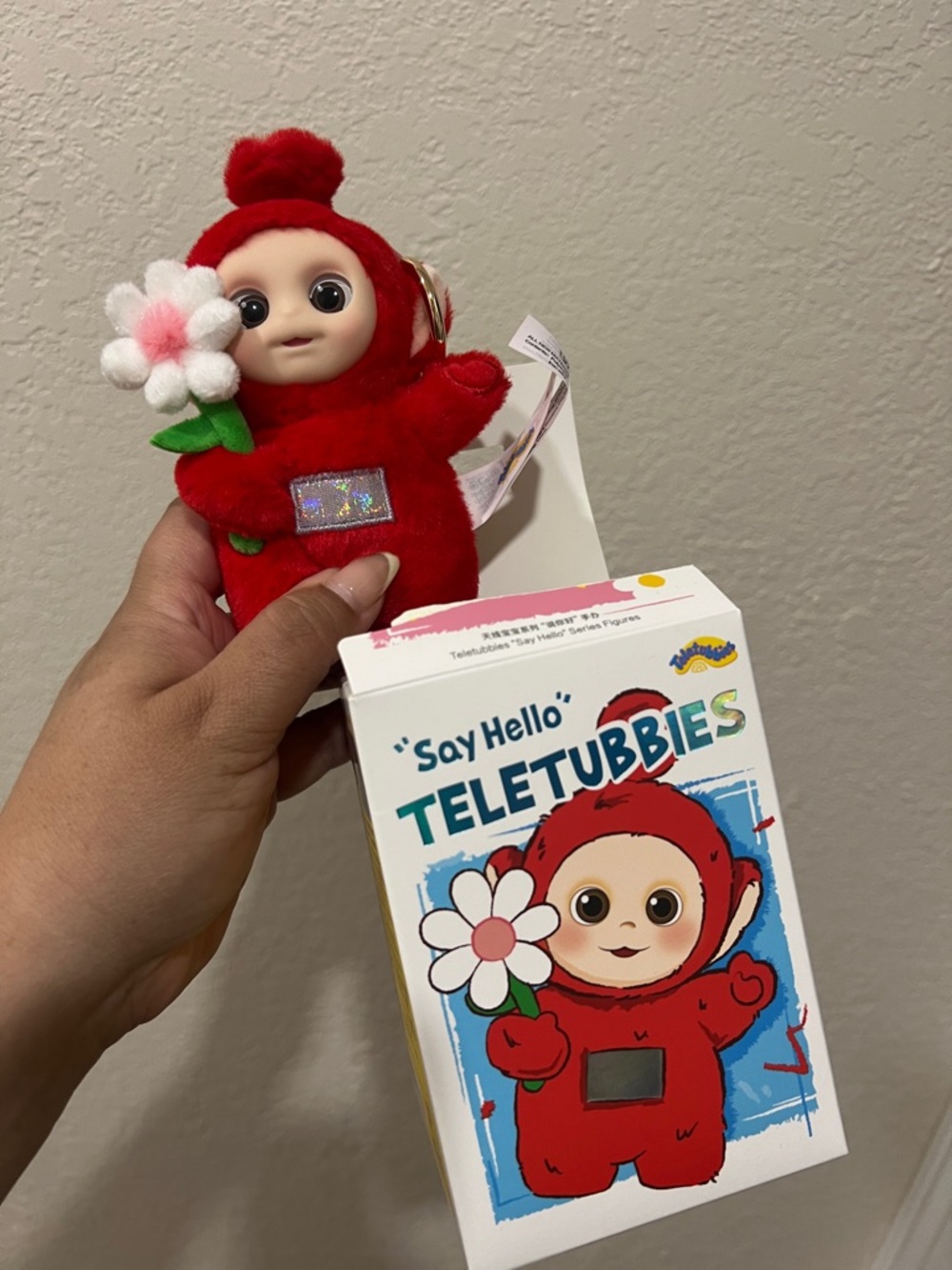 Teletubbies Red Plush with Flower Accessory - Official